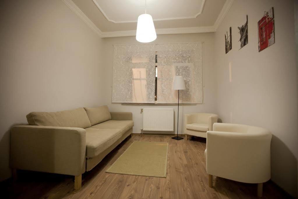 Mete Apartments Istanbul Exterior photo
